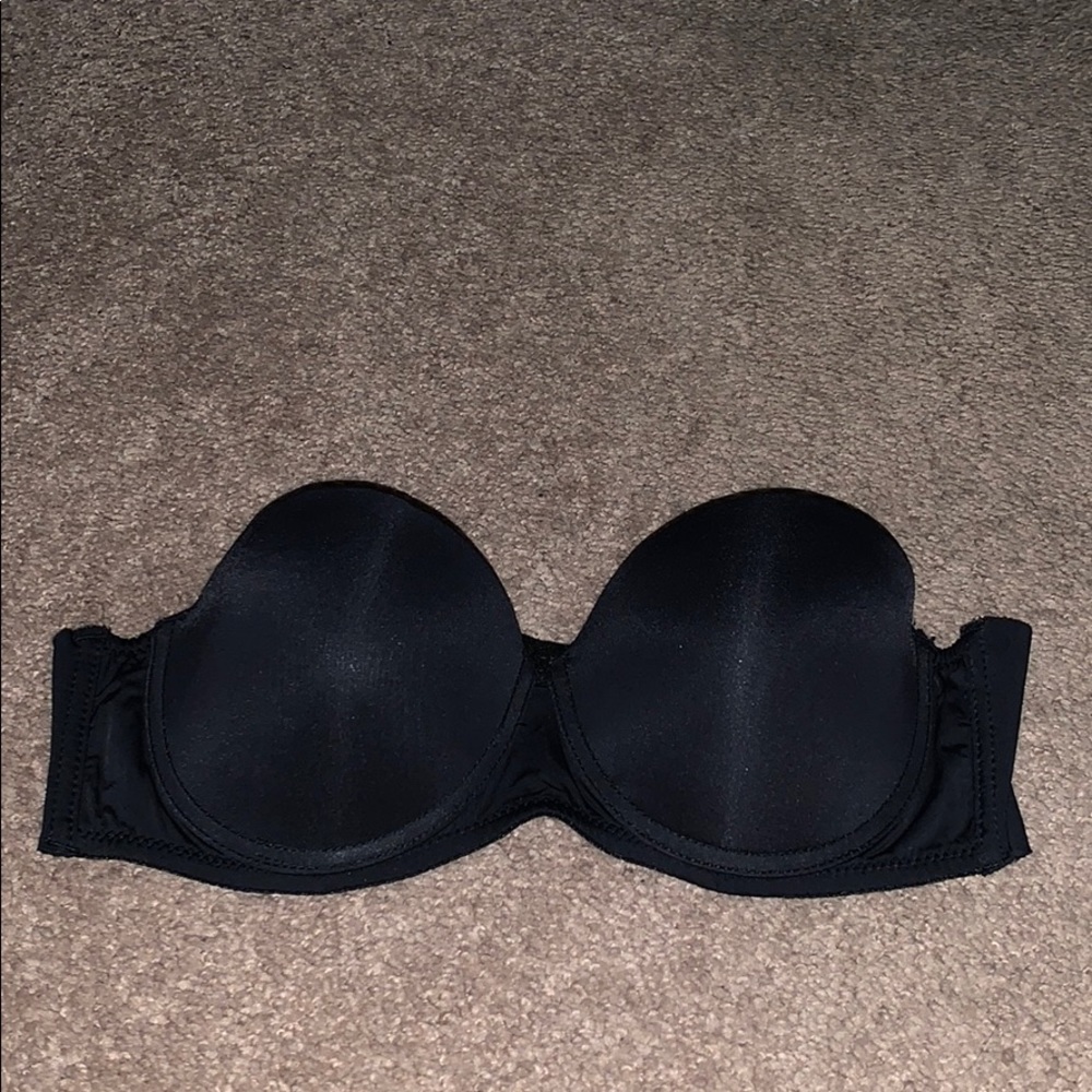 STRAPLESS BRA
